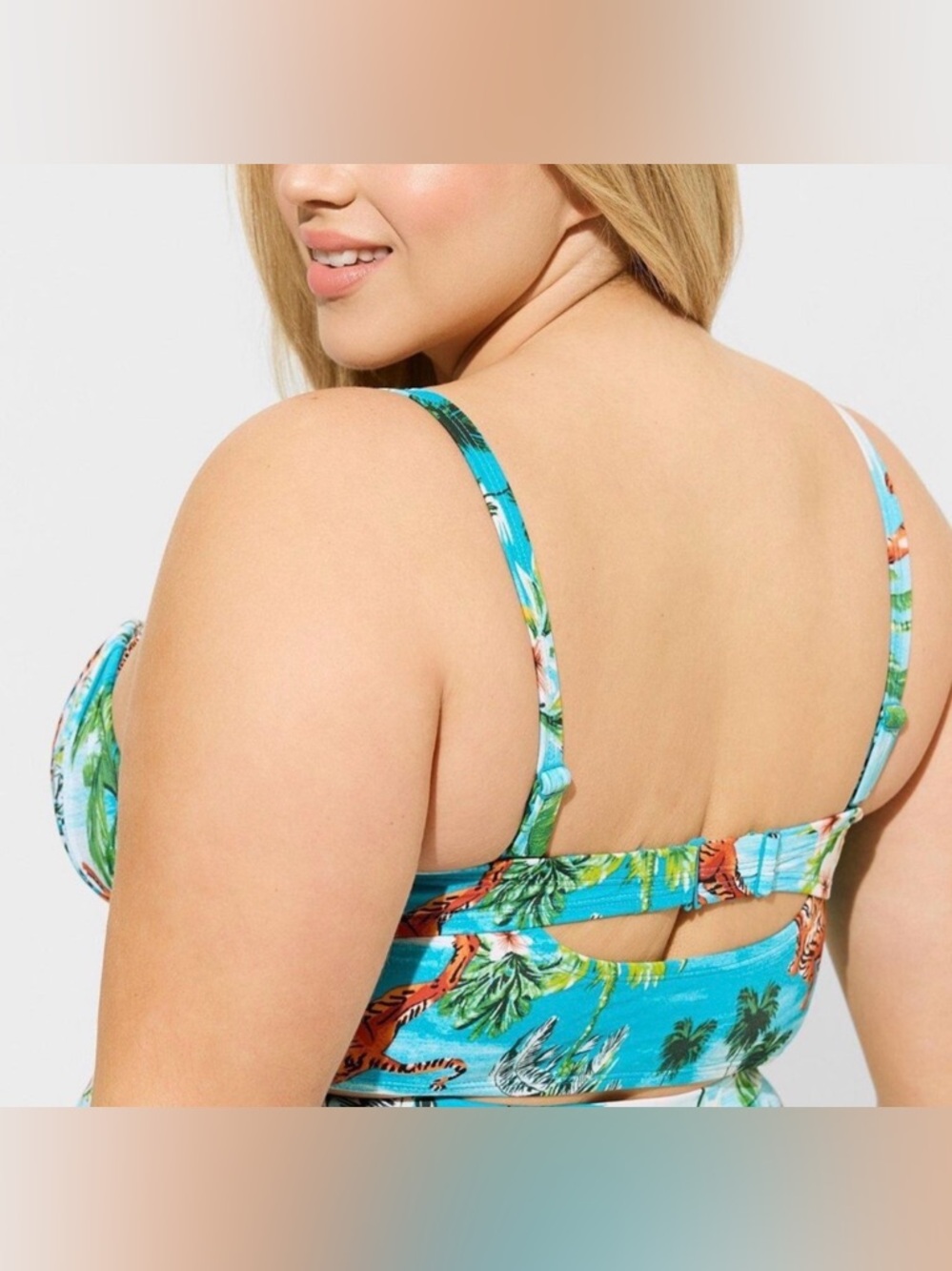 Torrid Retro Underwire Ruched Cup Bikini Top - Picture 3 of 8